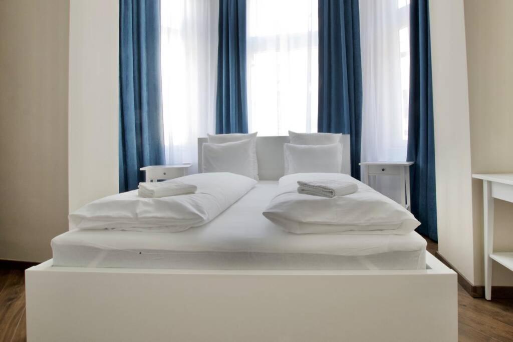 Premium Apartment By Hi5-Vaci Str. 3 Bedroom Budapest Ngoại thất bức ảnh
